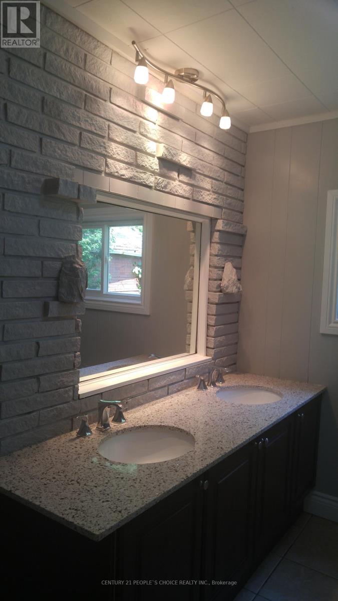 14293 Trafalgar Road, Halton Hills, Ontario  L7G 4S4 - Photo 11 - W12490944