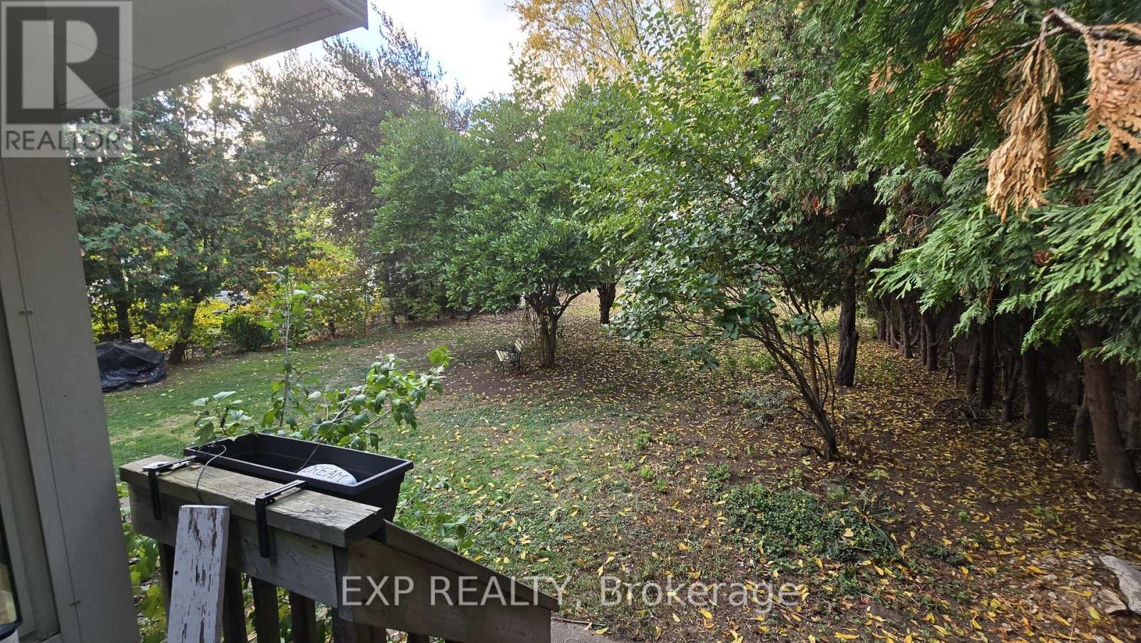 535 Enfield Road, Burlington, Ontario  L7T 2X5 - Photo 6 - W12490952