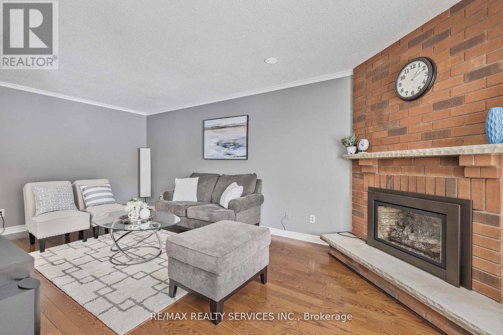 24 Royal Valley Drive, Caledon, Ontario  L7C 1B2 - Photo 16 - W12490954