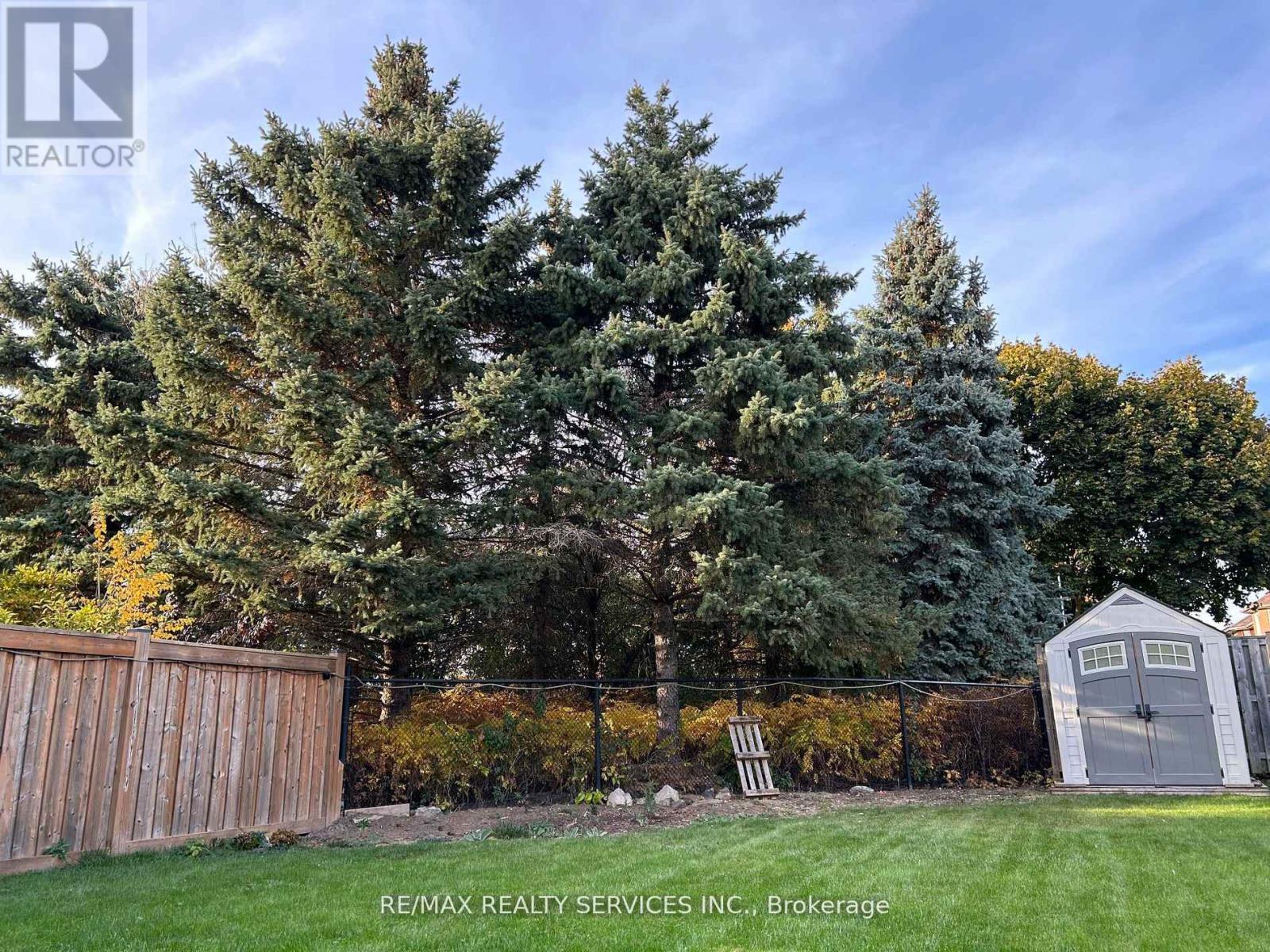 24 Royal Valley Drive, Caledon, Ontario  L7C 1B2 - Photo 43 - W12490954