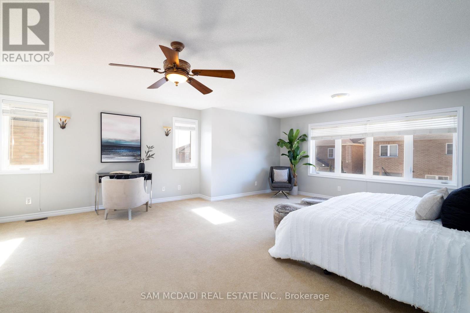 5572 Trailbank Drive, Mississauga, Ontario  L5M 0H8 - Photo 17 - W12490970