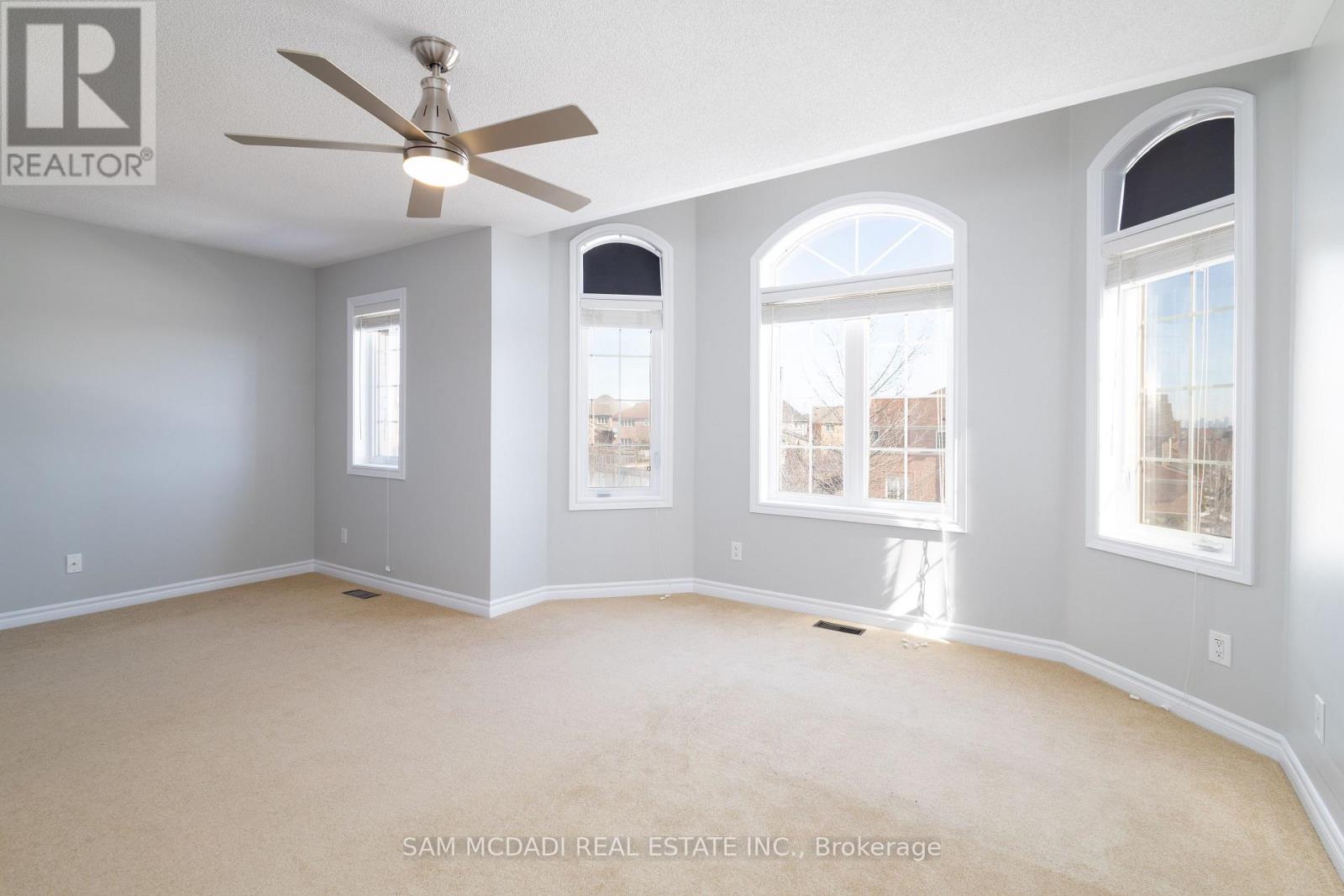 5572 Trailbank Drive, Mississauga, Ontario  L5M 0H8 - Photo 28 - W12490970