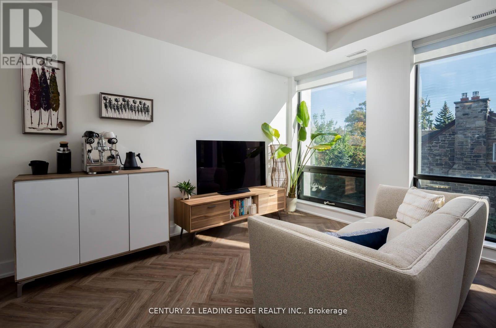 204 - 441 Jane Street, Toronto, Ontario  M6S 3Z9 - Photo 10 - W12491000