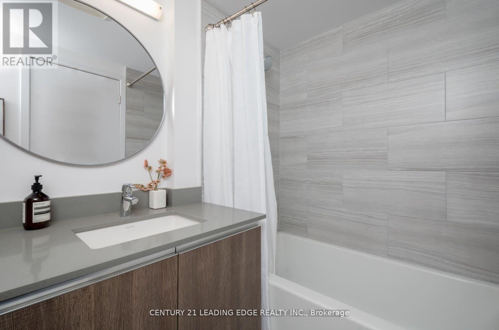 204 - 441 Jane Street, Toronto, Ontario  M6S 3Z9 - Photo 18 - W12491000