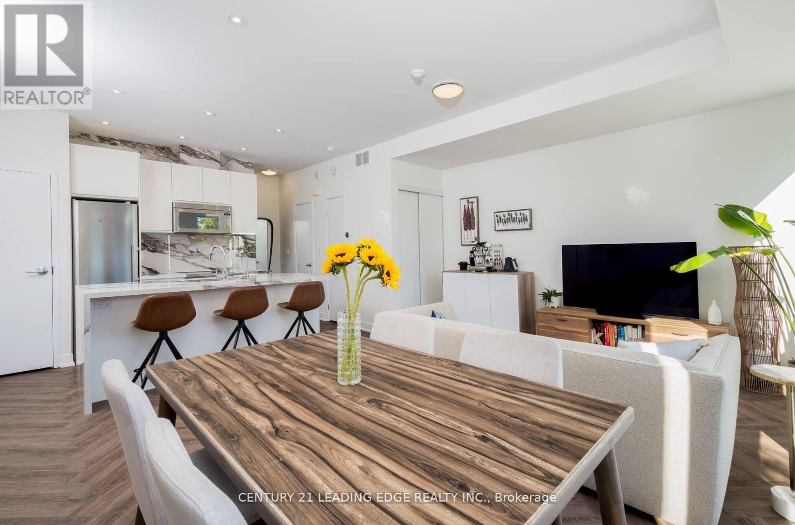 204 - 441 Jane Street, Toronto, Ontario  M6S 3Z9 - Photo 8 - W12491000