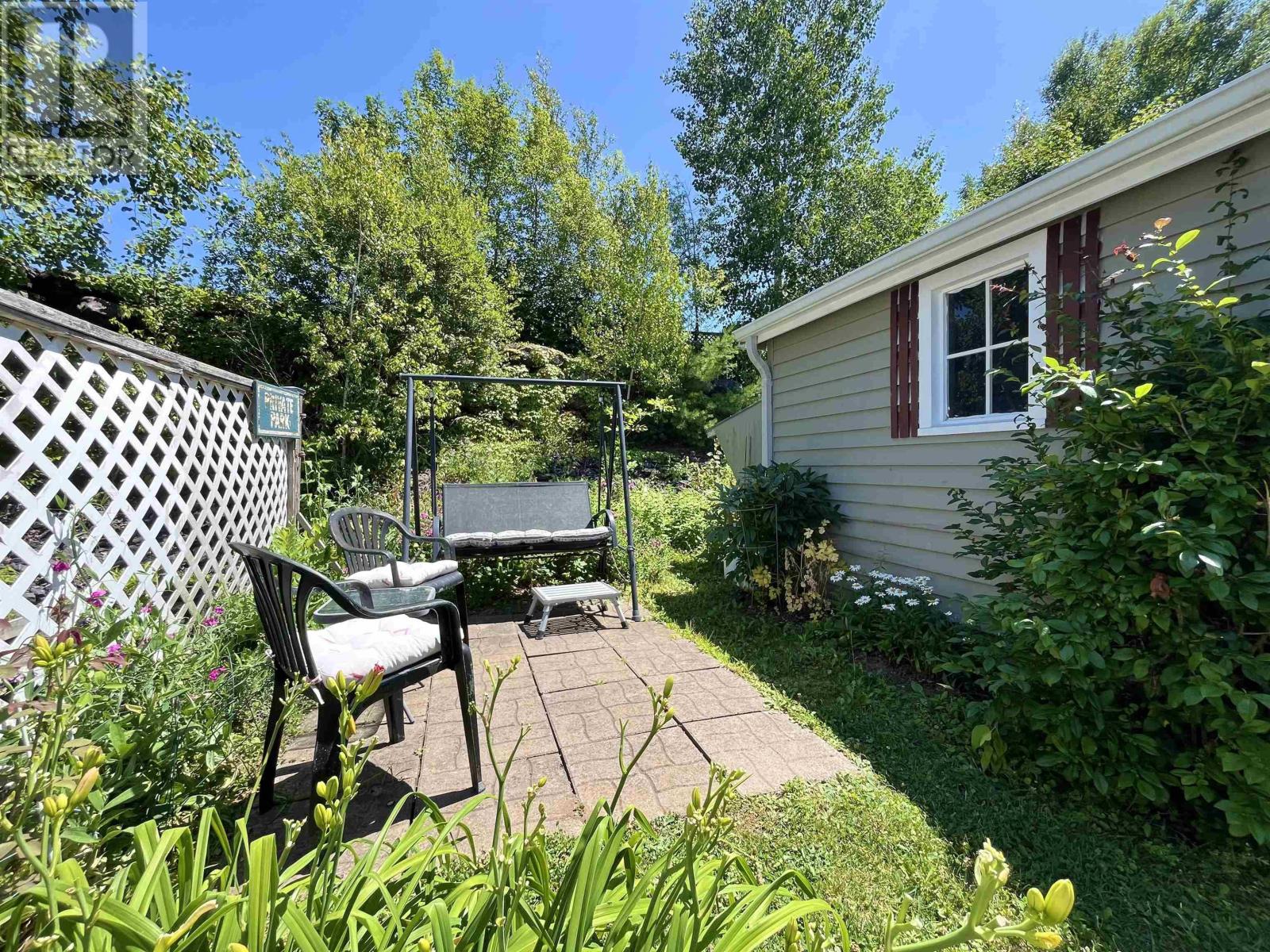 31 Thomson Drive, Bridgewater, Nova Scotia  B4V 4E1 - Photo 11 - 202517670