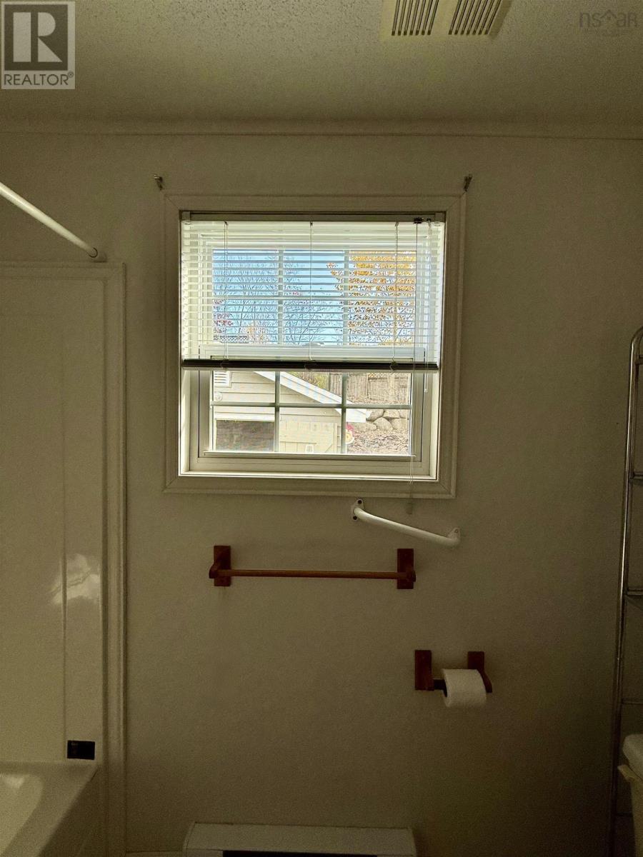 31 Thomson Drive, Bridgewater, Nova Scotia  B4V 4E1 - Photo 30 - 202517670