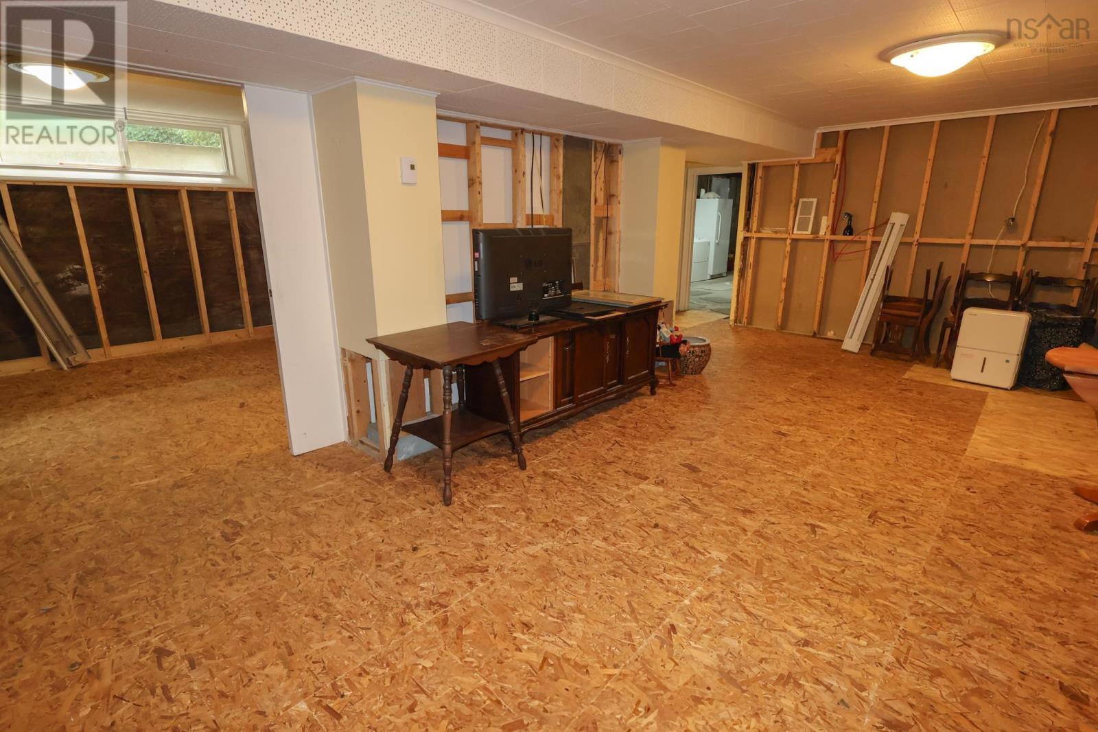 141 Crescent Street, Bridgewater, Nova Scotia  B4V 1K9 - Photo 30 - 202519666