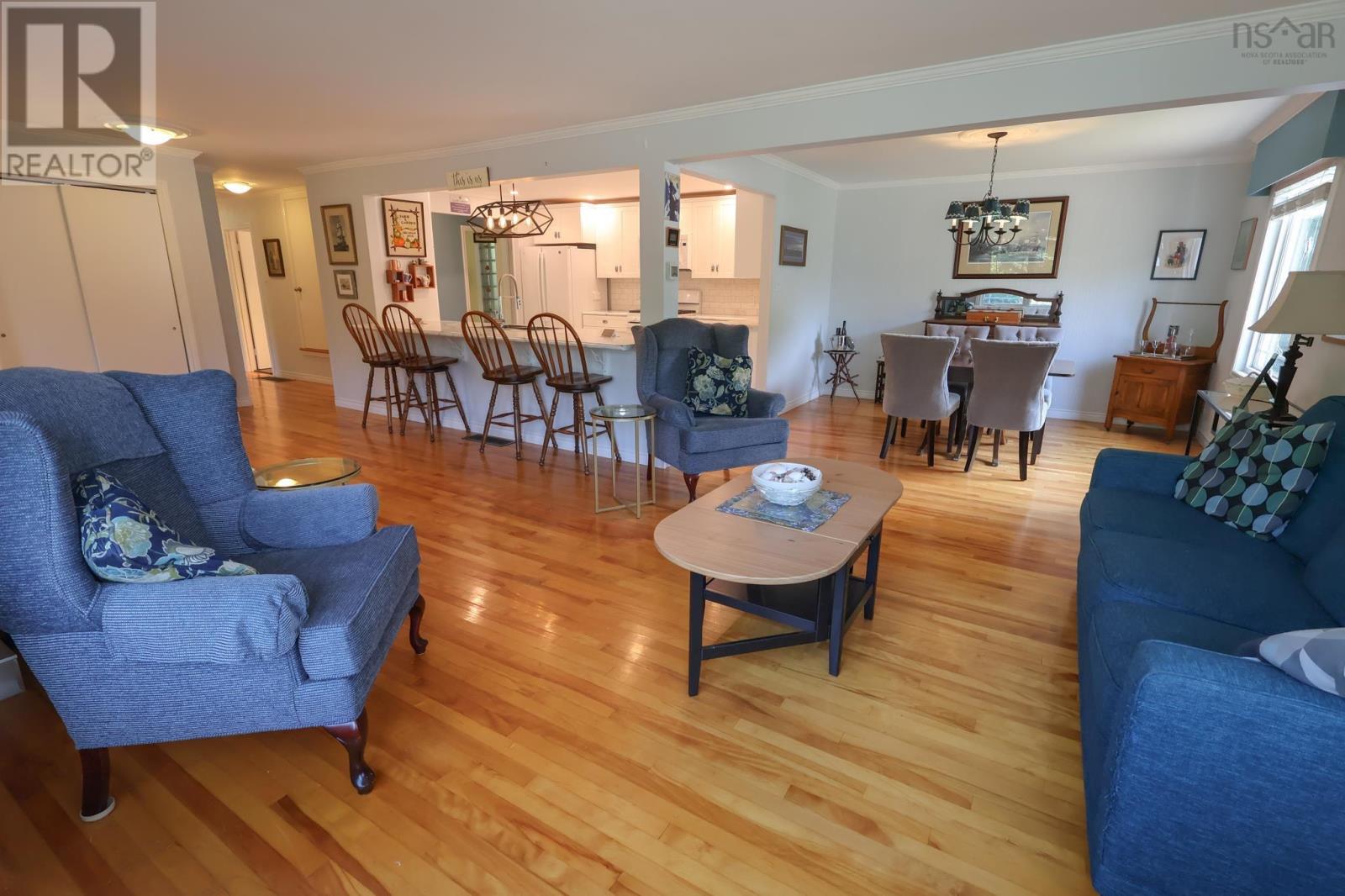 141 Crescent Street, Bridgewater, Nova Scotia  B4V 1K9 - Photo 14 - 202519666