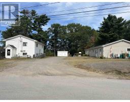 589/591 Sampson Drive