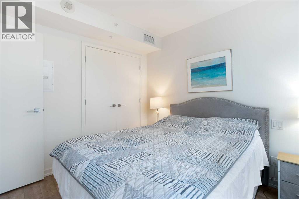 205, 51 Waterfront Mews Sw, Calgary, Alberta  T2P 0X3 - Photo 11 - A2263772