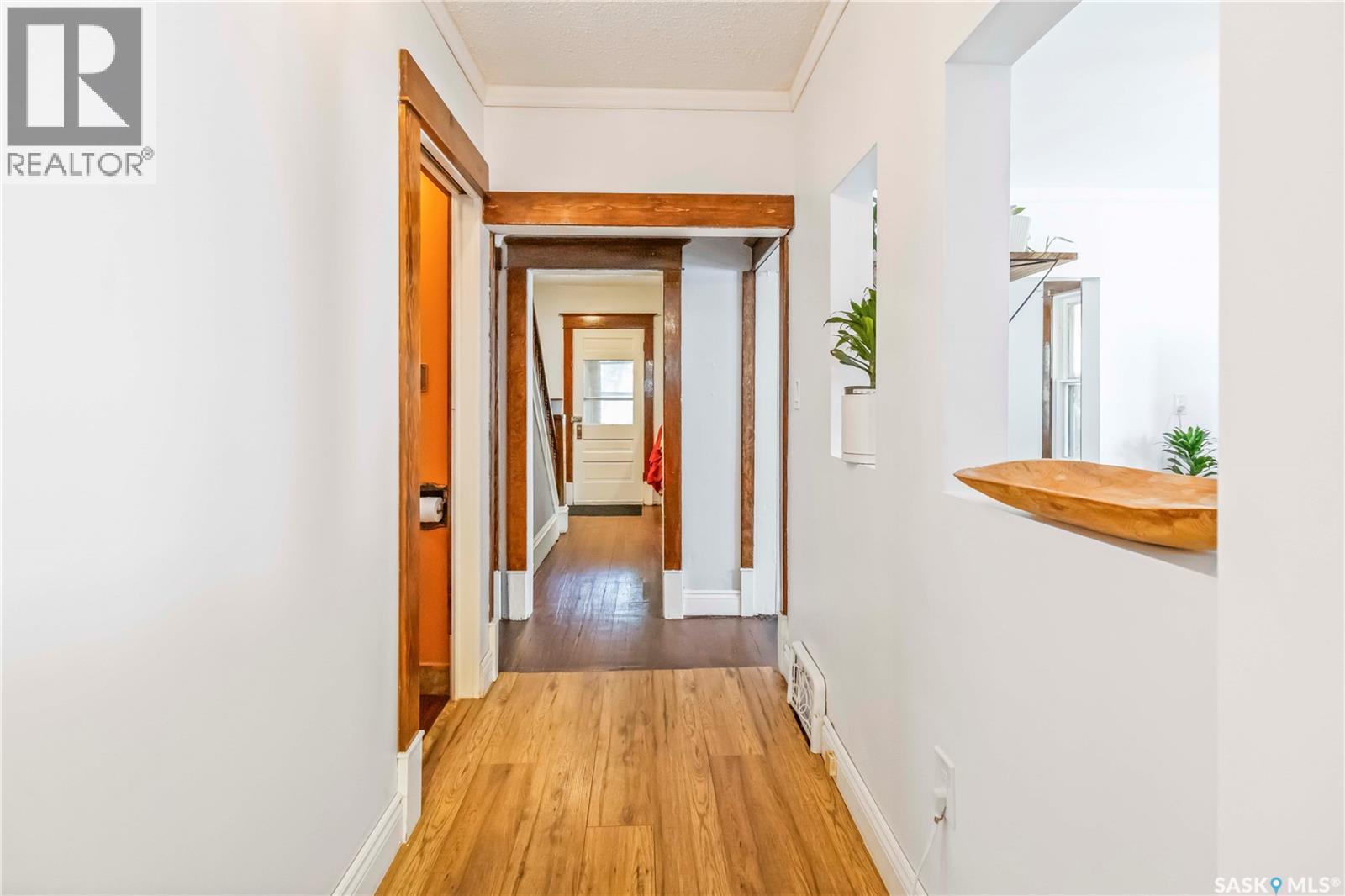 615 G Avenue S, Saskatoon, Saskatchewan  S7M 1V8 - Photo 14 - SK022036