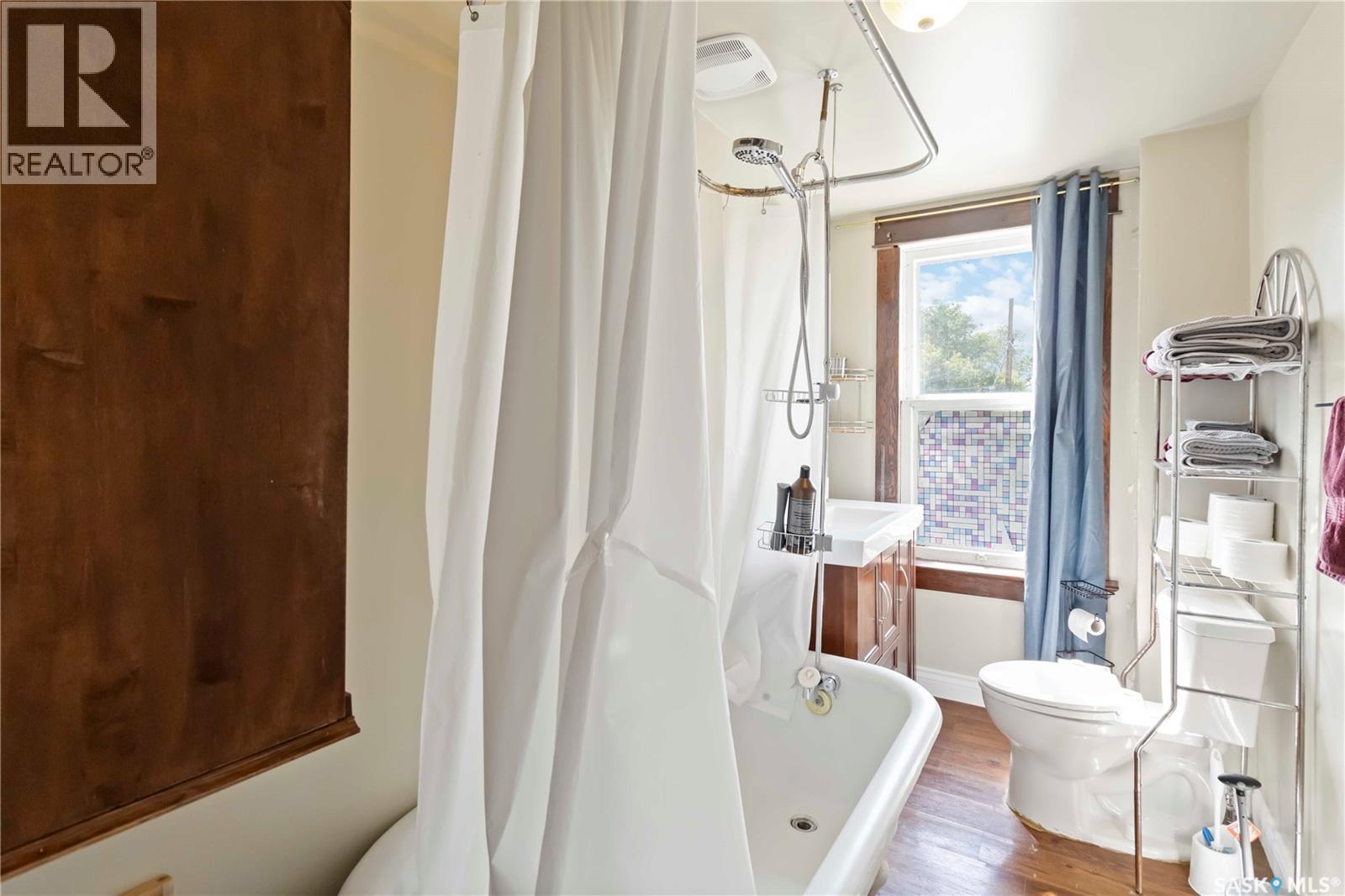 615 G Avenue S, Saskatoon, Saskatchewan  S7M 1V8 - Photo 27 - SK022036