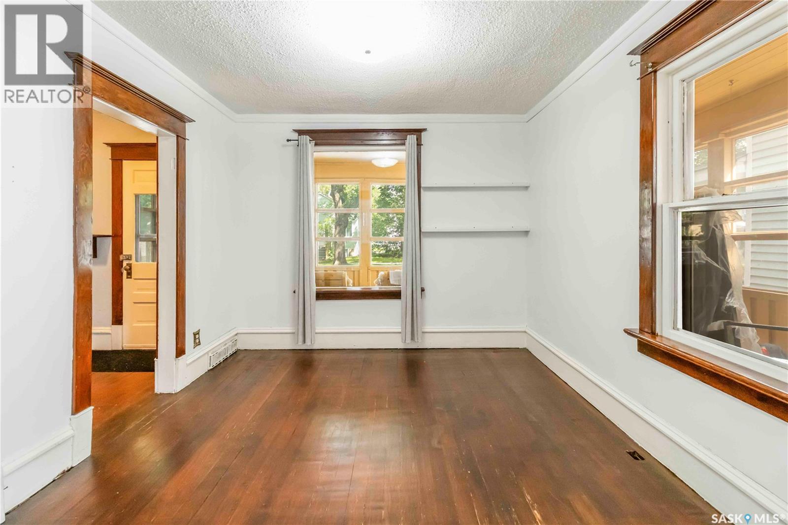 615 G Avenue S, Saskatoon, Saskatchewan  S7M 1V8 - Photo 8 - SK022036