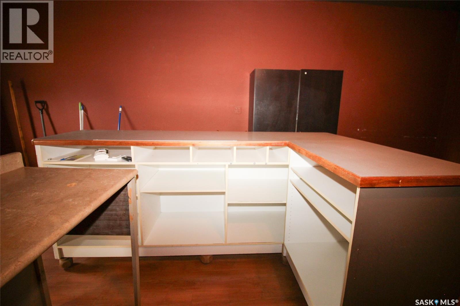 104 Maple Avenue S, Eastend, Saskatchewan  S0N 0T0 - Photo 9 - SK022034