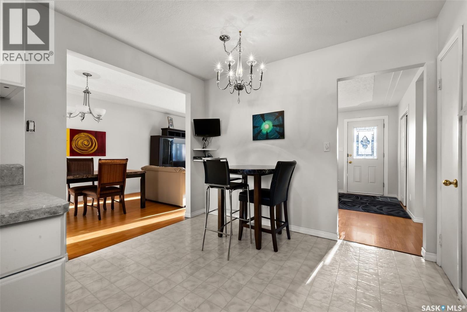 19 Johnstone Street, Regina, Saskatchewan  S4R 4R3 - Photo 12 - SK022009