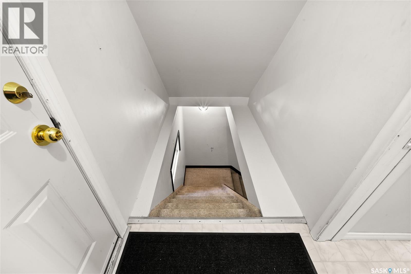 19 Johnstone Street, Regina, Saskatchewan  S4R 4R3 - Photo 18 - SK022009