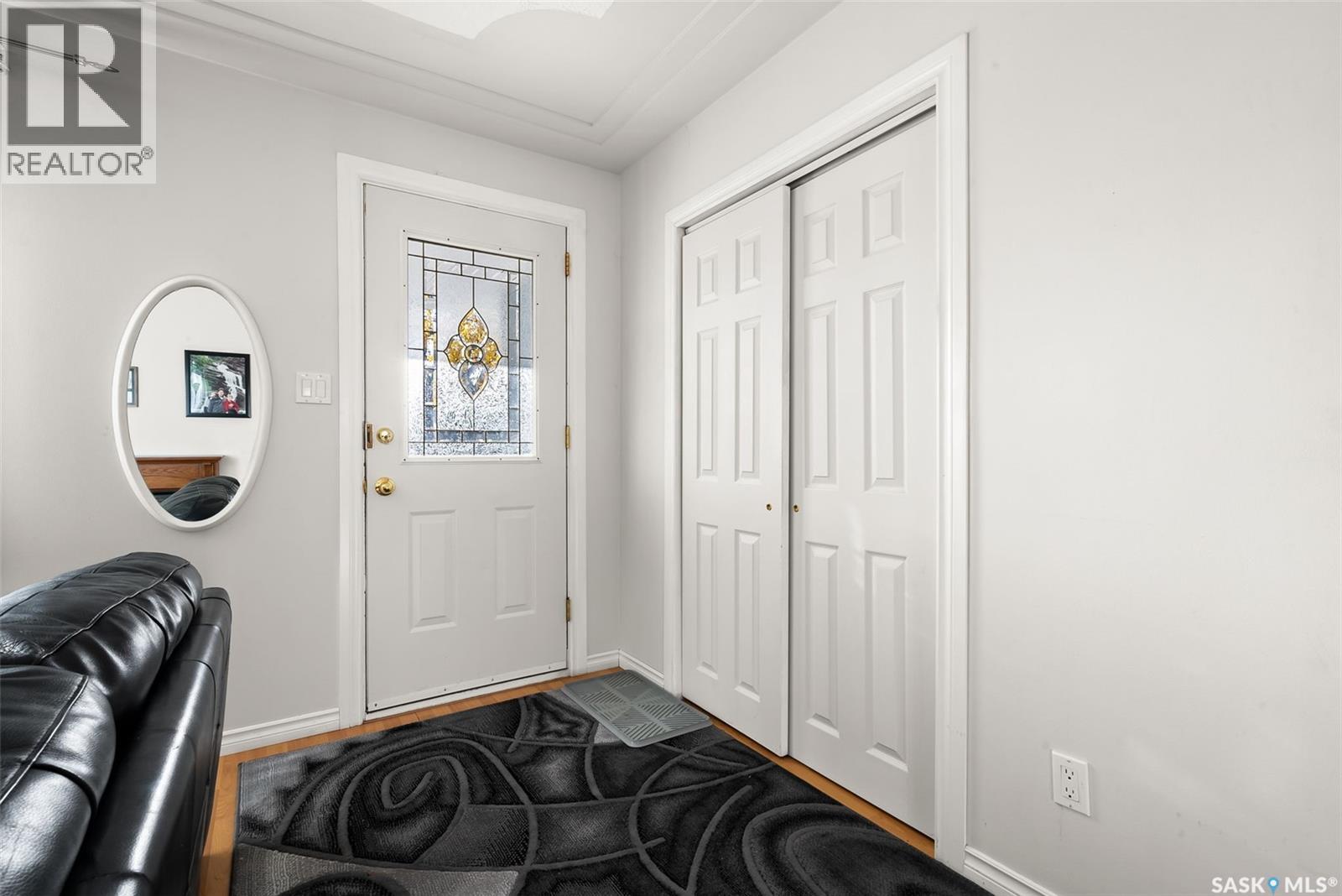 19 Johnstone Street, Regina, Saskatchewan  S4R 4R3 - Photo 3 - SK022009