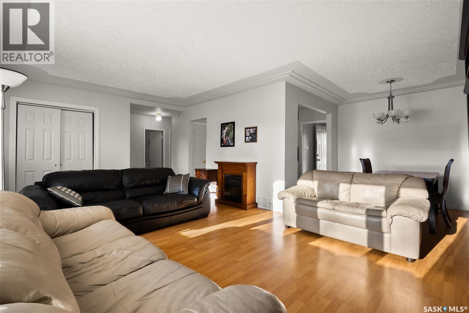 19 Johnstone Street, Regina, Saskatchewan  S4R 4R3 - Photo 6 - SK022009