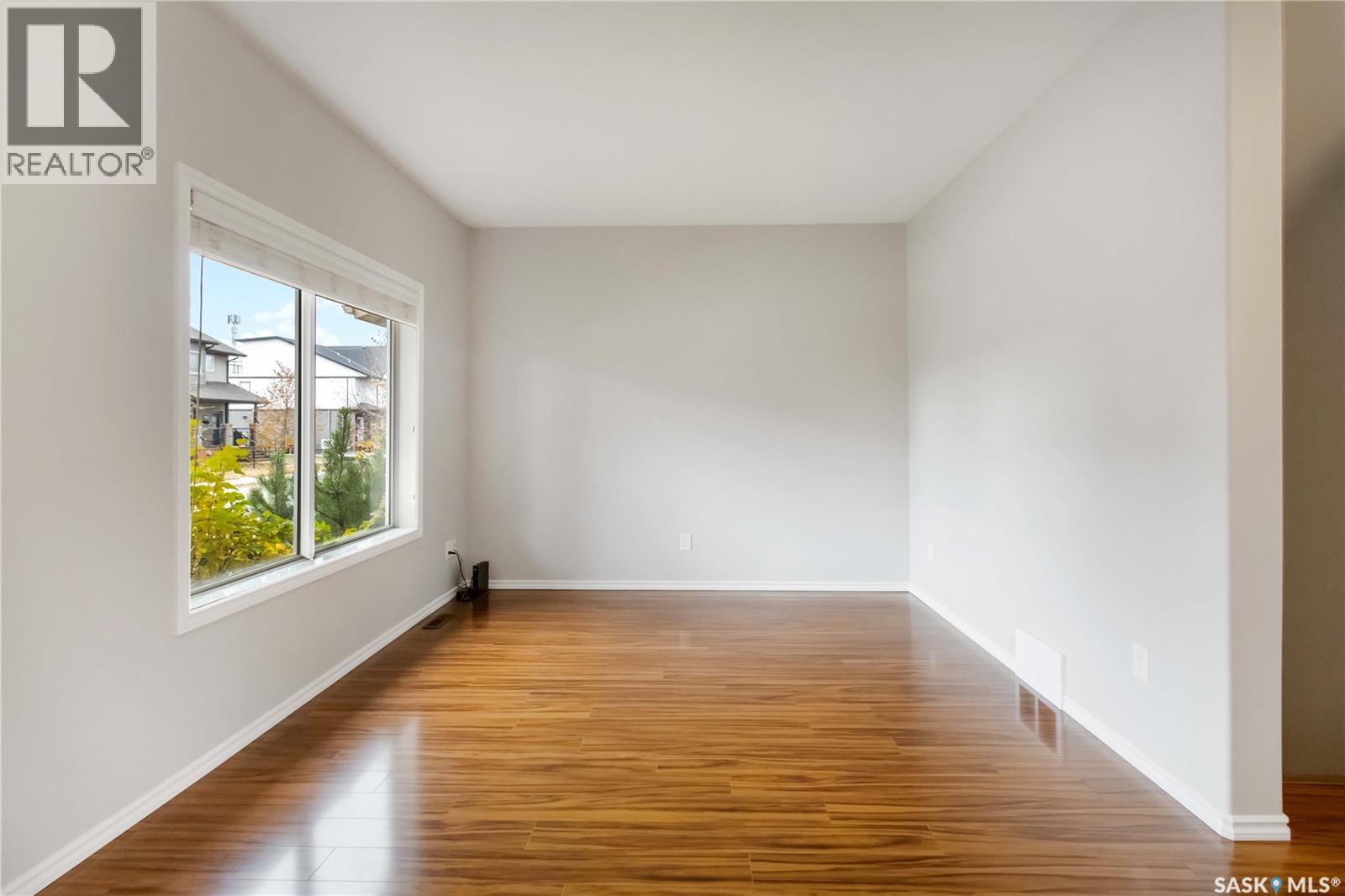 336 Willowgrove Lane, Saskatoon, Saskatchewan  S7W 0E5 - Photo 5 - SK021827