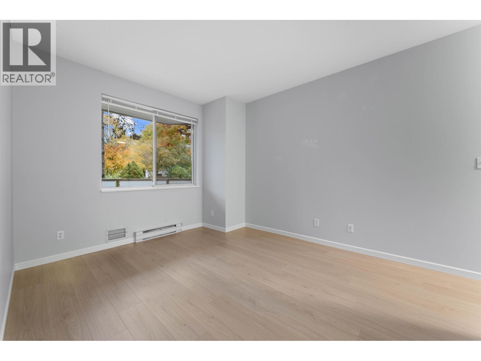 310 6742 Station Hill Court, Burnaby, British Columbia  V3N 4V2 - Photo 10 - R3063232