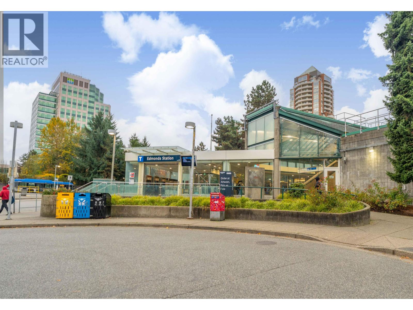 310 6742 Station Hill Court, Burnaby, British Columbia  V3N 4V2 - Photo 17 - R3063232