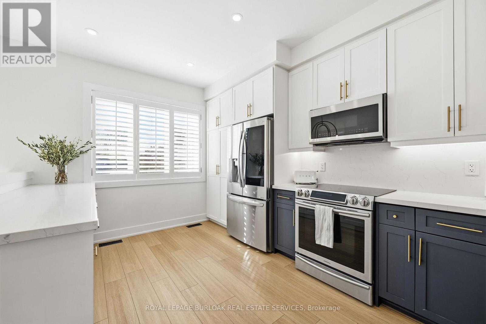 7 - 337 Beach Boulevard, Hamilton, Ontario  L8H 6W4 - Photo 12 - X12490910