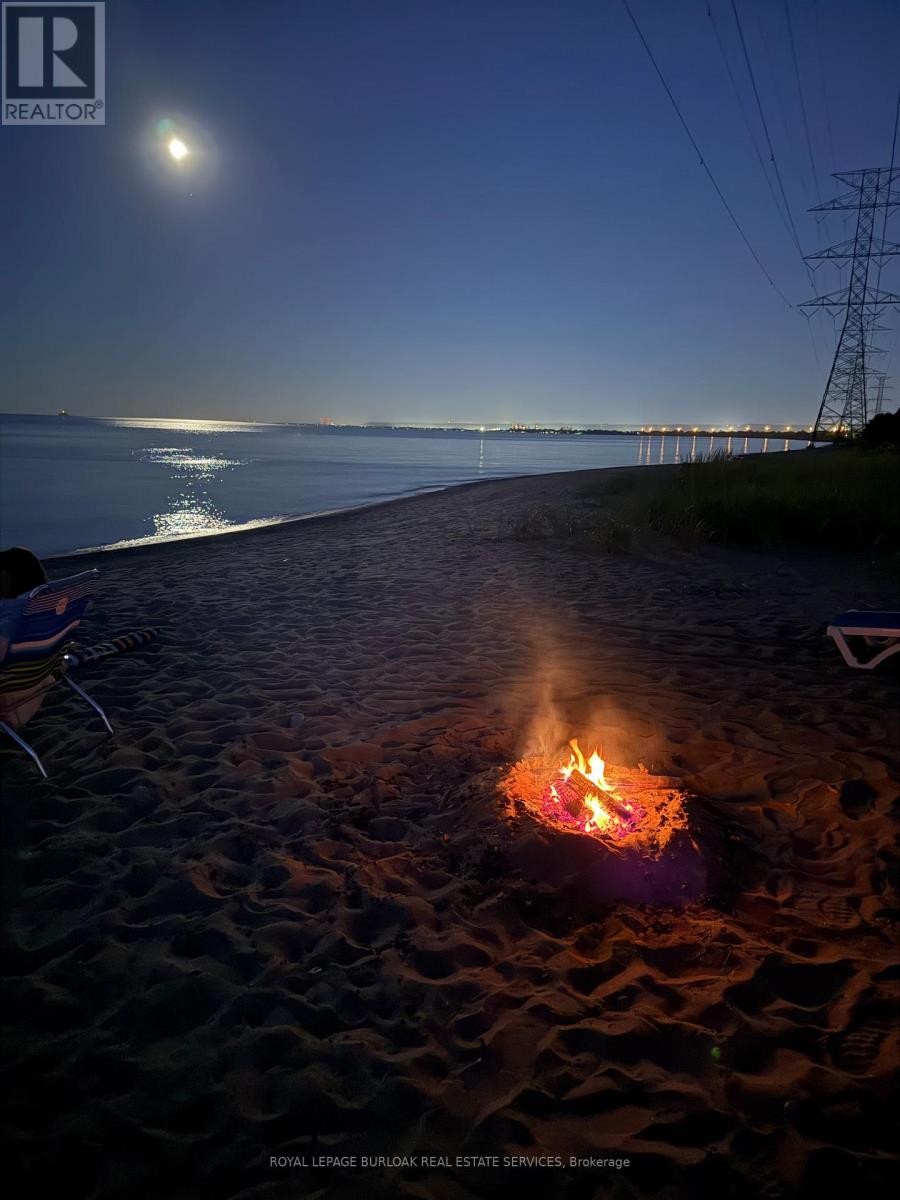7 - 337 Beach Boulevard, Hamilton, Ontario  L8H 6W4 - Photo 41 - X12490910