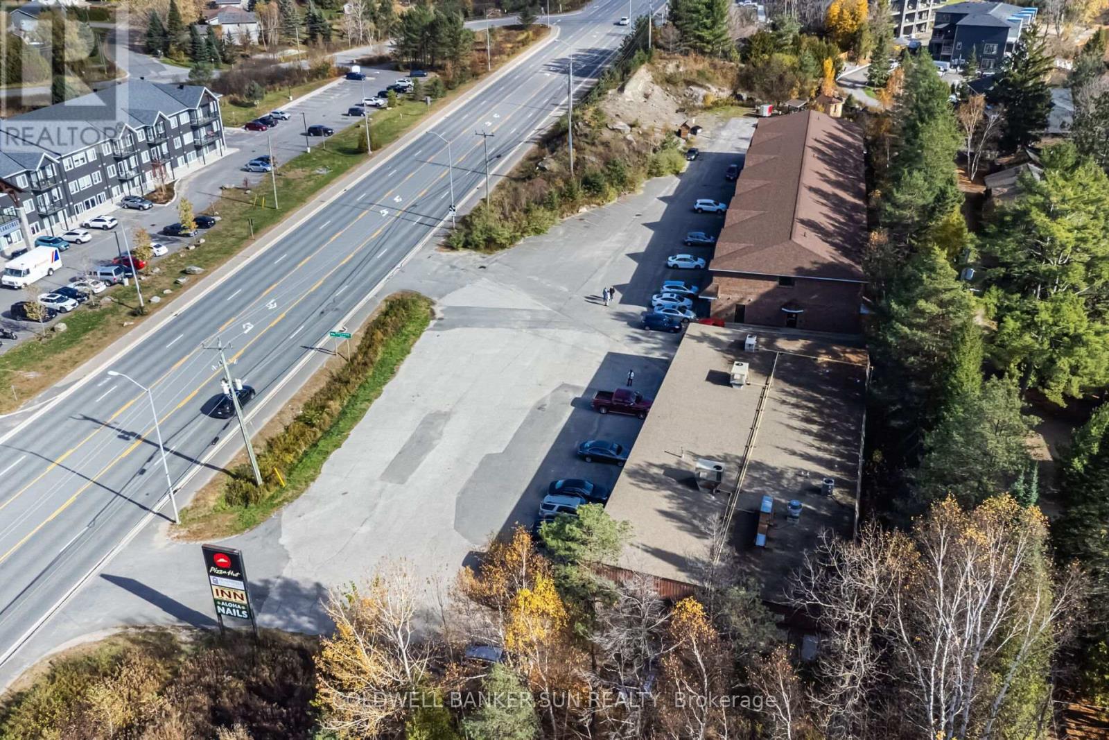 233 Highway 60, Huntsville, Ontario  P1H 1C2 - Photo 14 - X12490946