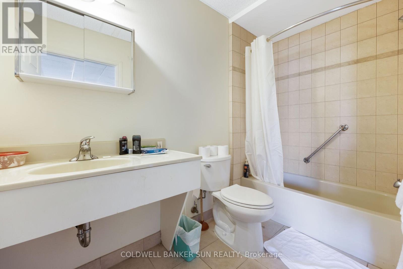 233 Highway 60, Huntsville, Ontario  P1H 1C2 - Photo 28 - X12490946