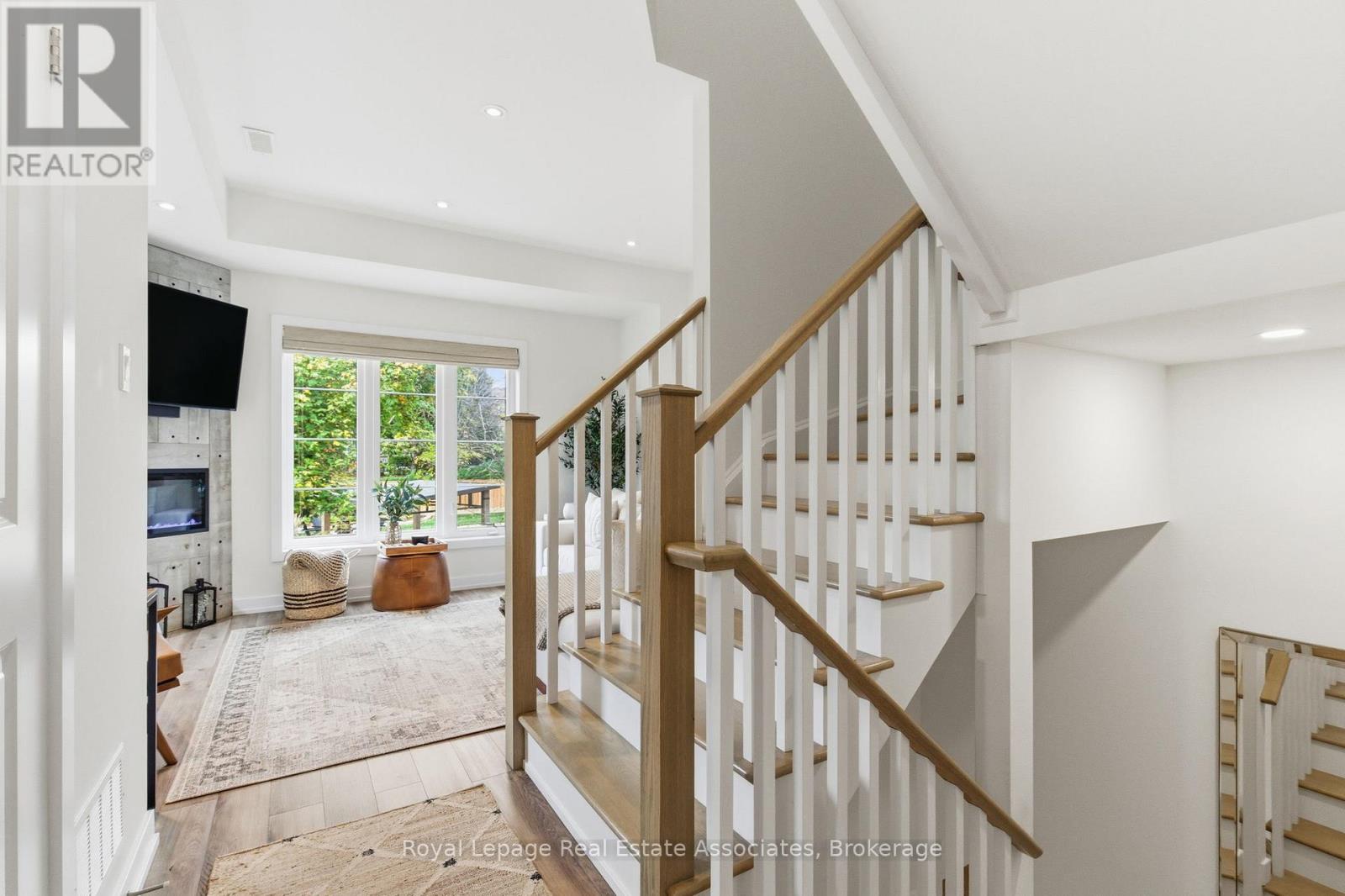 7 - 383 Dundas Street E, Hamilton (Waterdown), Ontario  L0R 2H3 - Photo 11 - X12491010