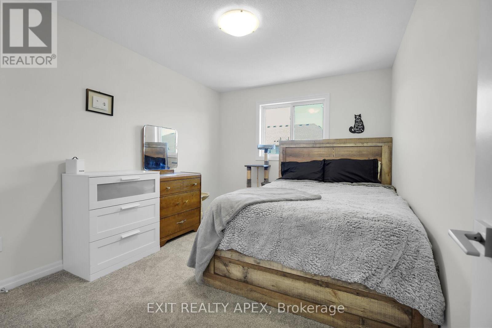 11 Charter Creek Court E, St. Thomas, Ontario  N5R 0L2 - Photo 16 - X12491022