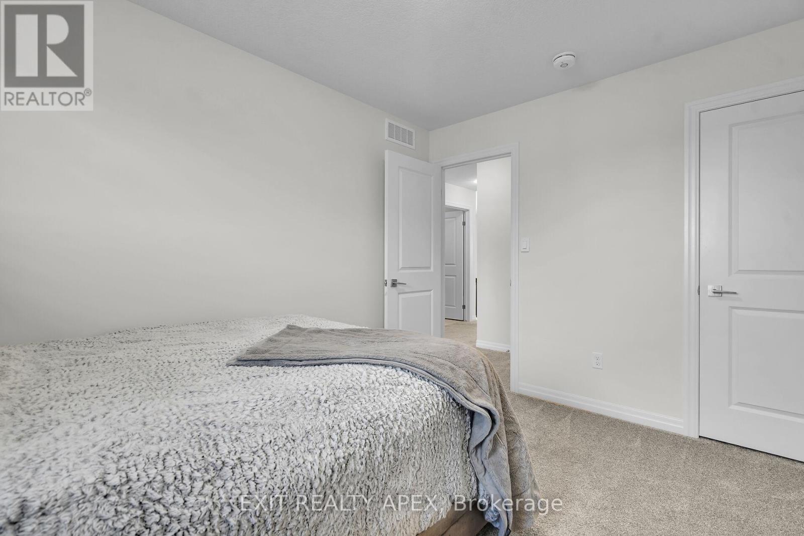 11 Charter Creek Court E, St. Thomas, Ontario  N5R 0L2 - Photo 17 - X12491022