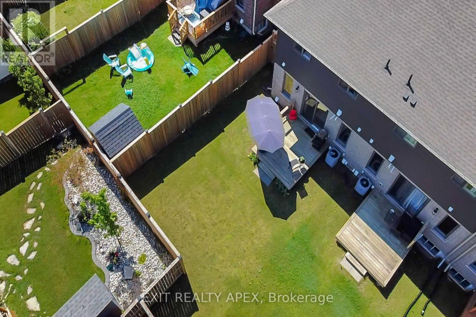 11 Charter Creek Court E, St. Thomas, Ontario  N5R 0L2 - Photo 4 - X12491022