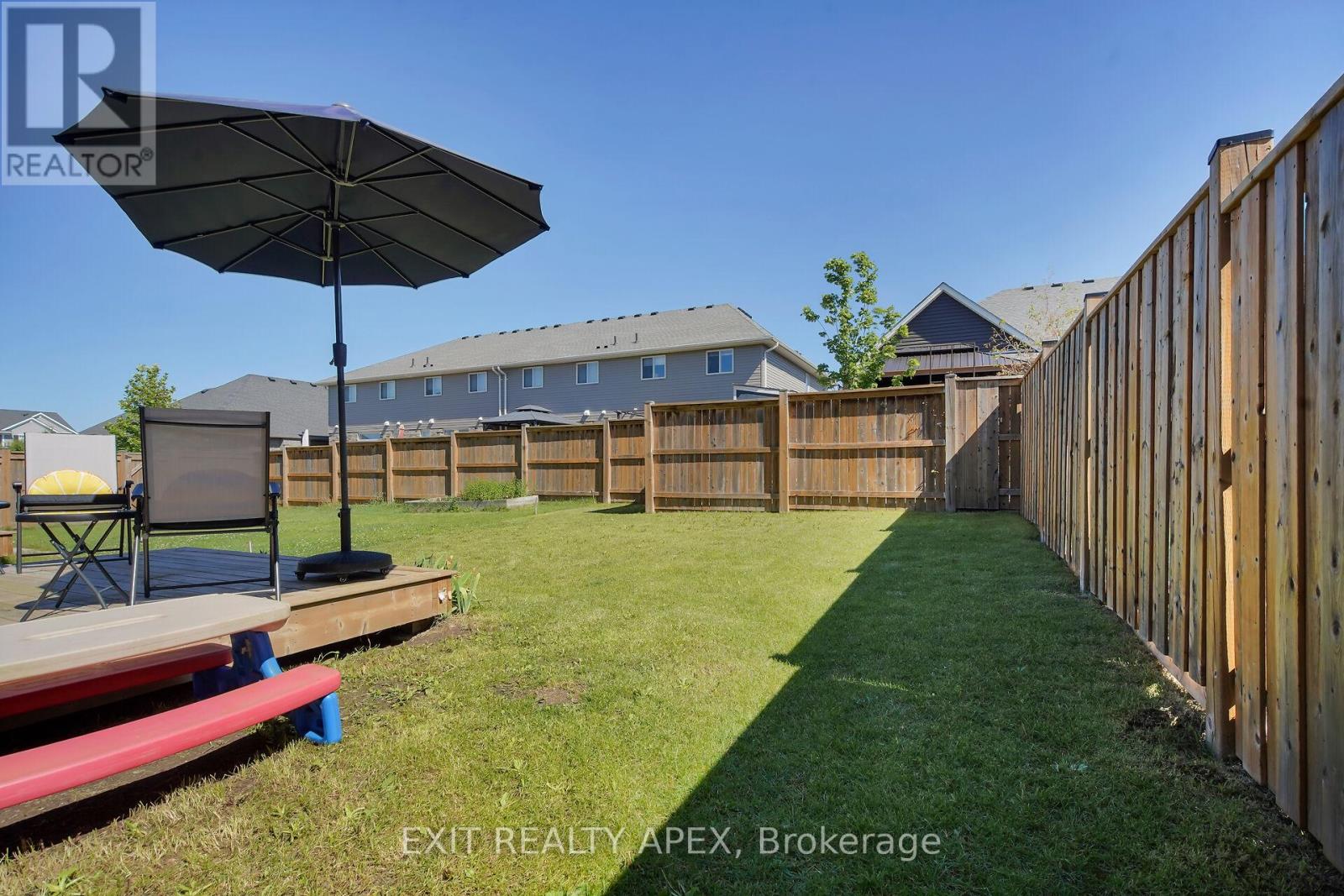 11 Charter Creek Court E, St. Thomas, Ontario  N5R 0L2 - Photo 43 - X12491022