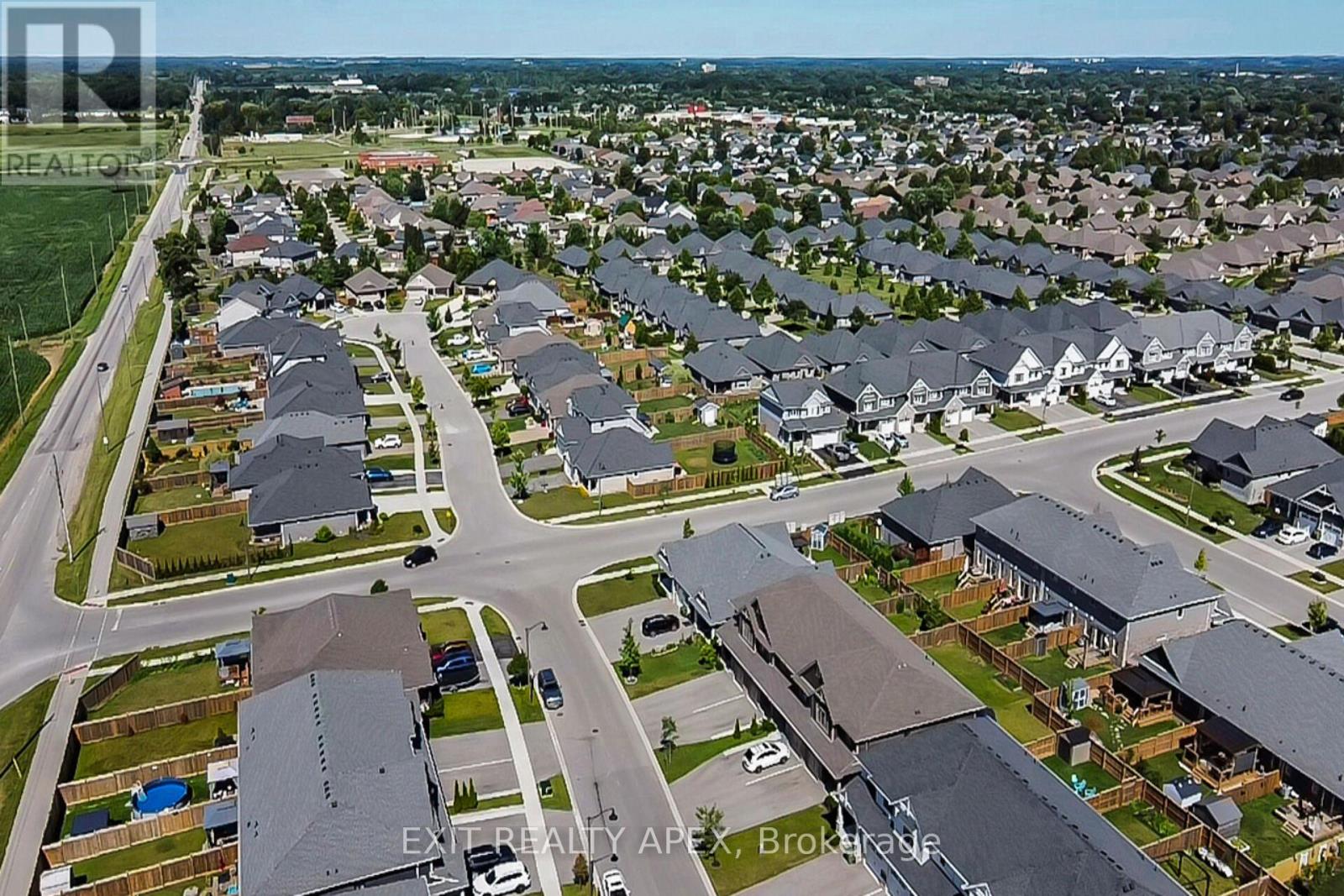 11 Charter Creek Court E, St. Thomas, Ontario  N5R 0L2 - Photo 5 - X12491022