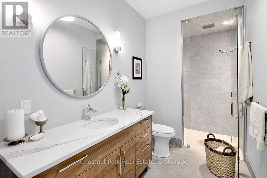 108 Stuart Court, Blue Mountains, Ontario  N0H 2P0 - Photo 24 - X12364564