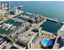 704 - 270 QUEENS QUAY W, Toronto, Ontario