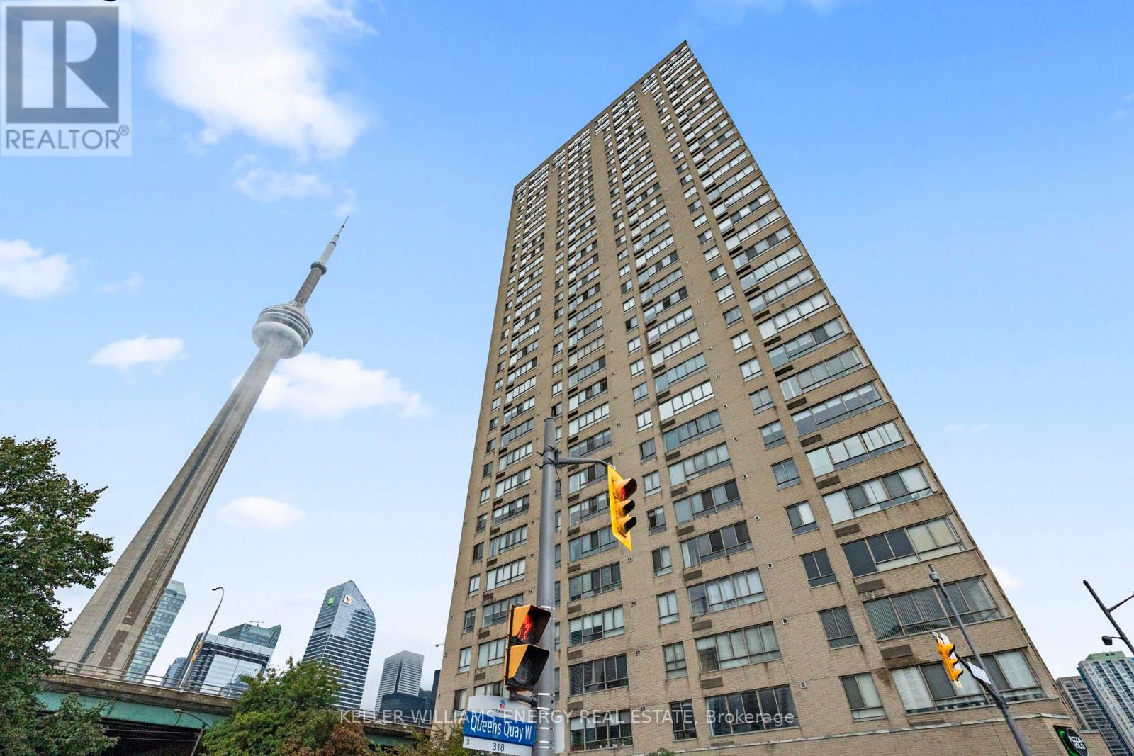 704 - 270 Queens Quay W, Toronto, Ontario M5J 2N4 - Photo 2 - C12428096