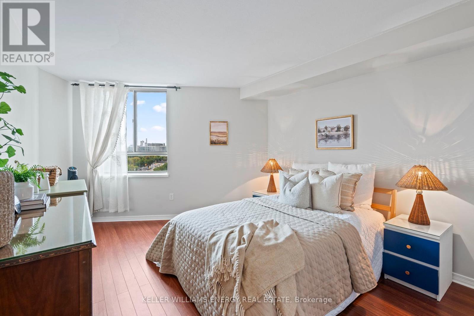 704 - 270 Queens Quay W, Toronto, Ontario M5J 2N4 - Photo 25 - C12428096