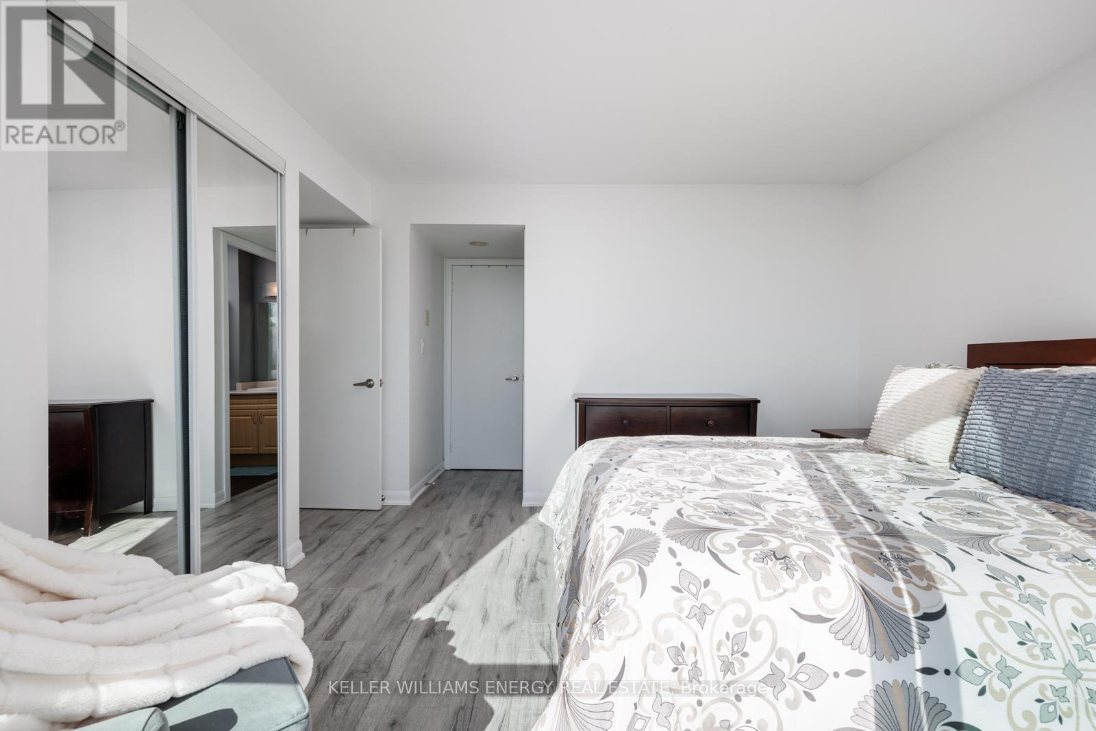 1114 - 600 Fleet Street, Toronto, Ontario  M5V 1B7 - Photo 16 - C12467604