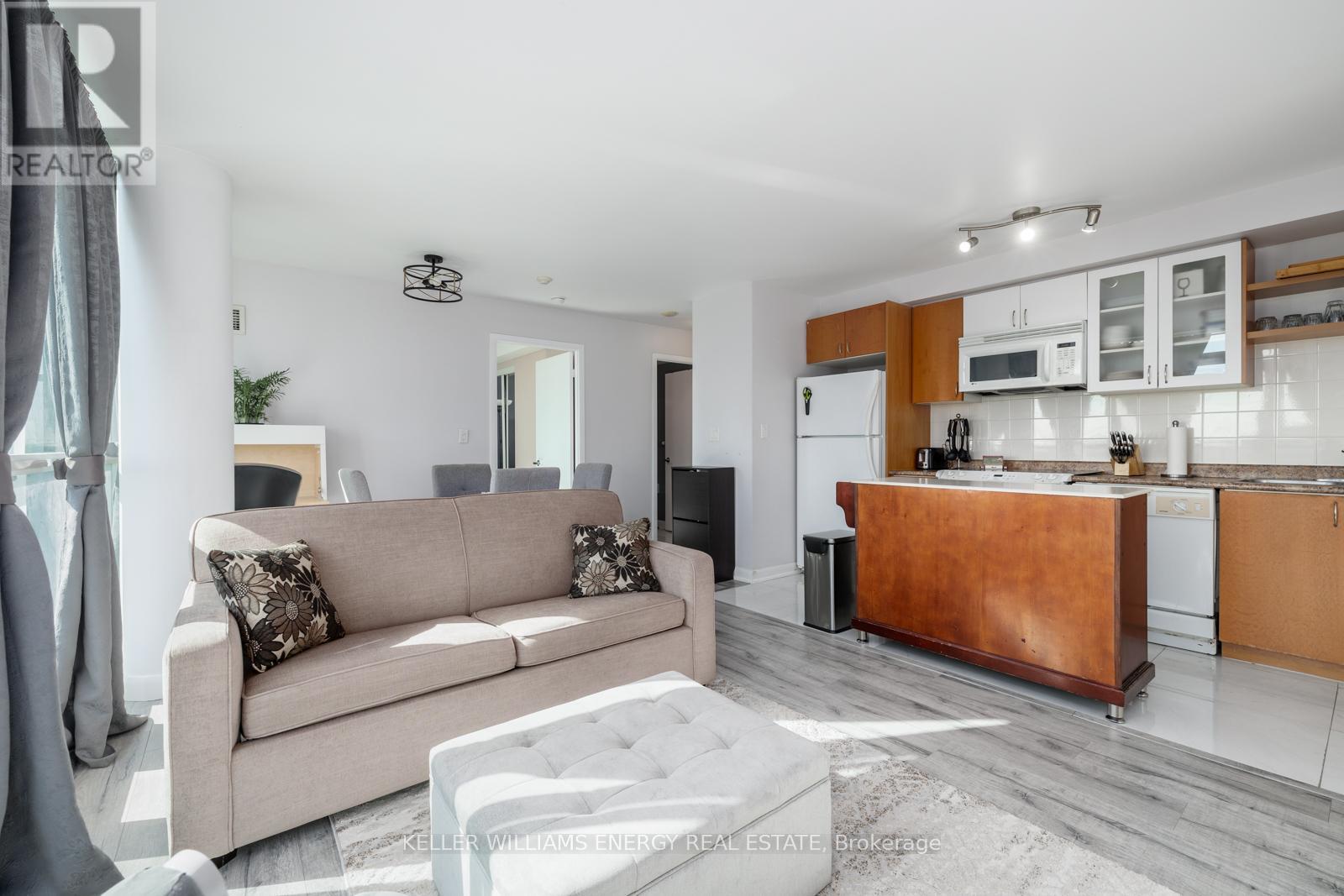 1114 - 600 Fleet Street, Toronto, Ontario  M5V 1B7 - Photo 8 - C12467604