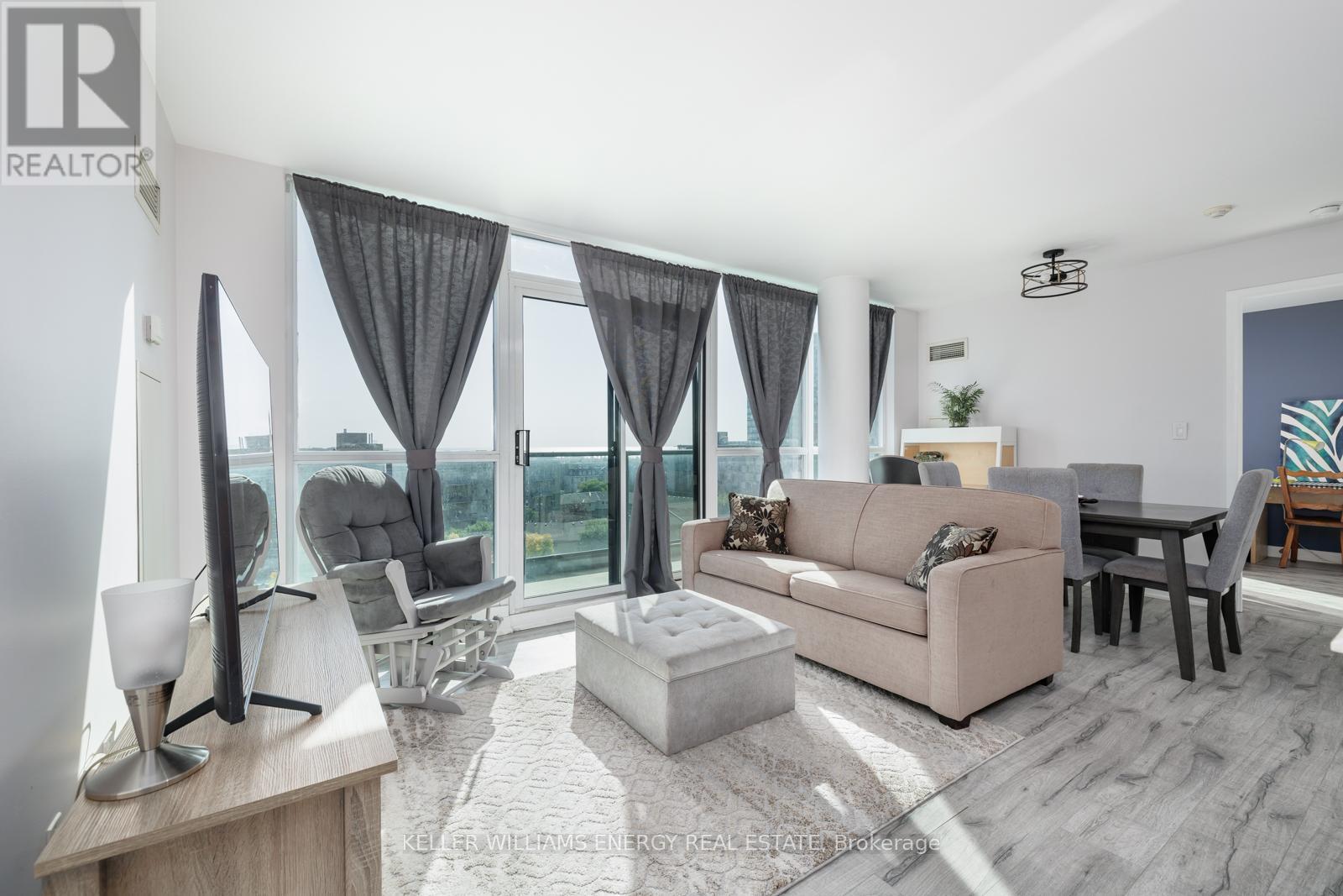 1114 - 600 Fleet Street, Toronto, Ontario  M5V 1B7 - Photo 5 - C12467604