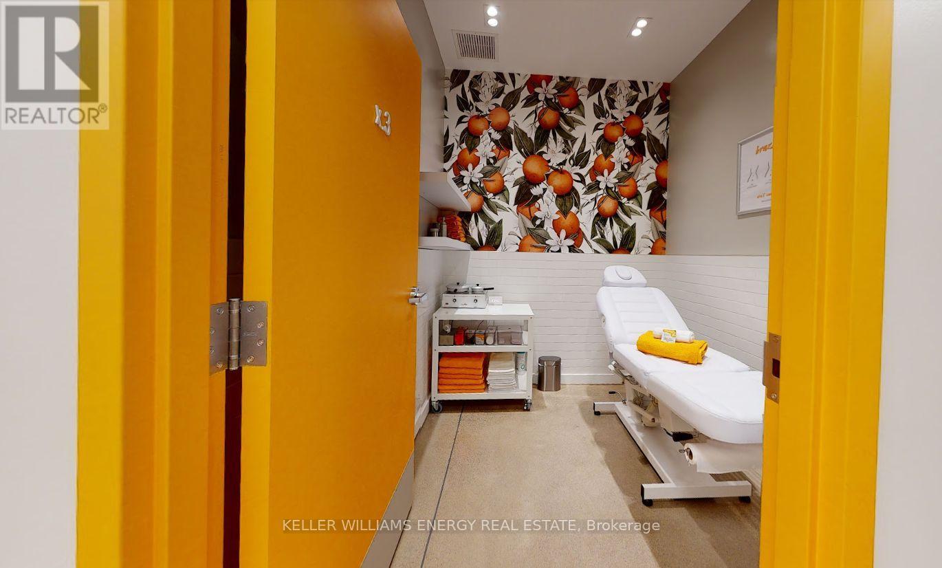 820 Kingston Road, Pickering, Ontario  L1V 1A8 - Photo 11 - E11965086