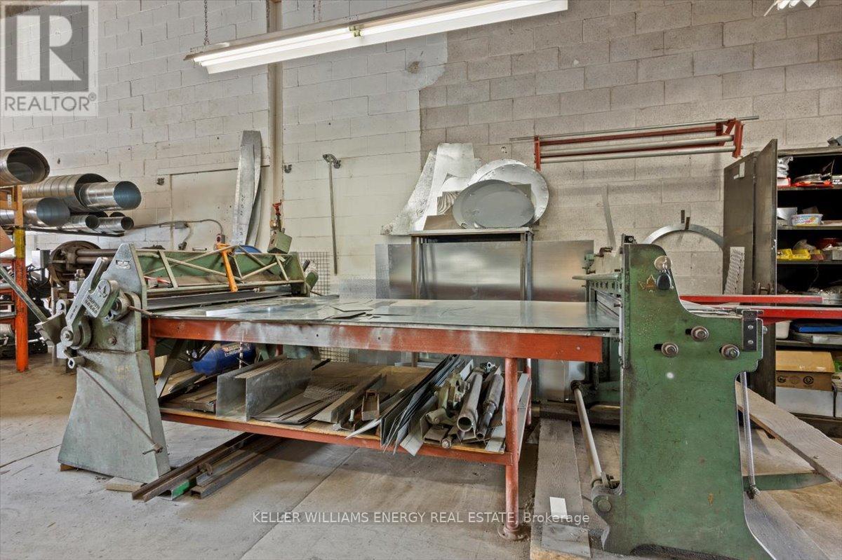 Unit 16 - 1033 Toy Avenue, Pickering, Ontario L1W 3N9 - Photo 11 - E12032777