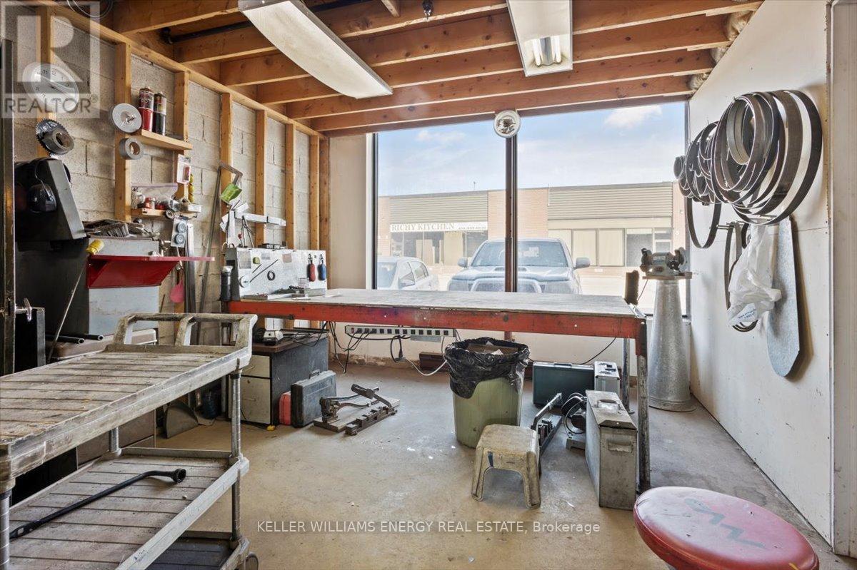 Unit 16 - 1033 Toy Avenue, Pickering, Ontario L1W 3N9 - Photo 8 - E12032777