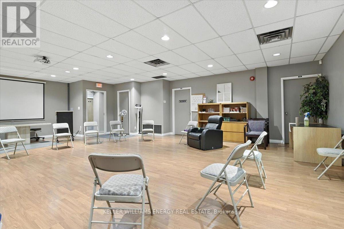 Lower Level - 372 King Street W, Oshawa, Ontario L1J 2J9 - Photo 7 - E12318259