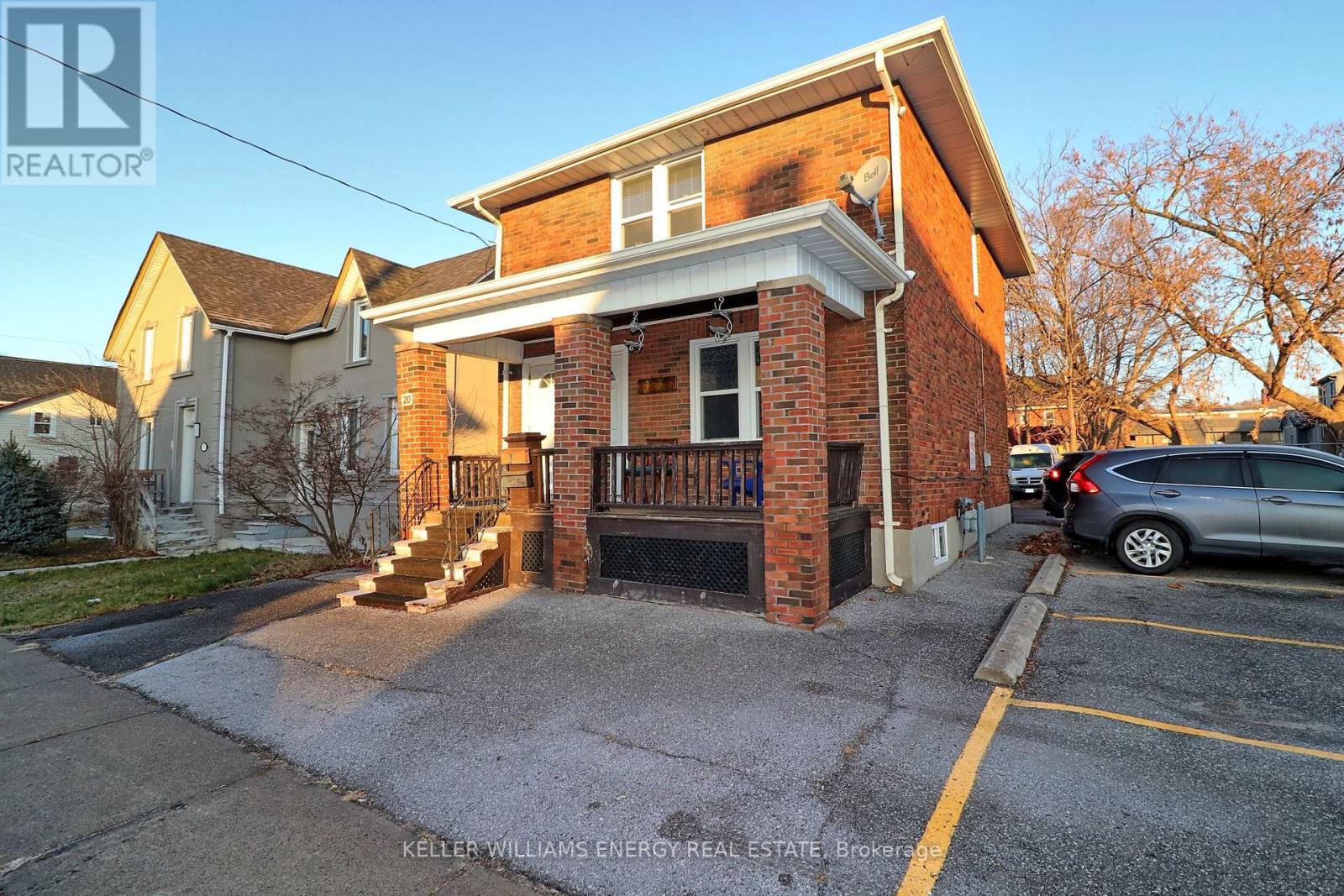 1 - 20 Colborne Street W, Oshawa, Ontario  L1G 1L9 - Photo 2 - E12342672