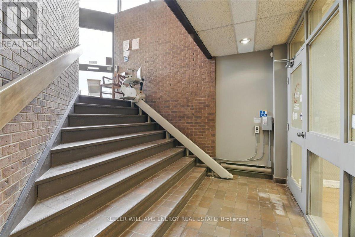 Lower Level - 372 King Street W, Oshawa, Ontario L1J 2J9 - Photo 5 - E12318259