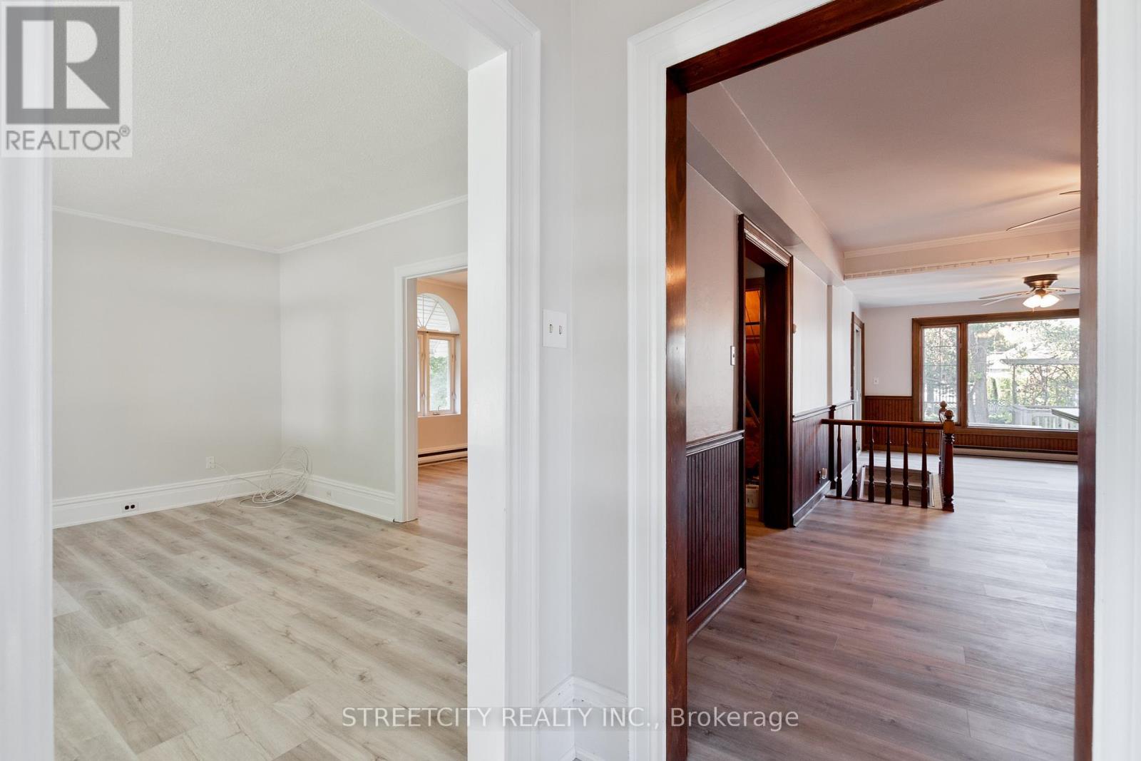 58 Norwich Avenue, Woodstock (Woodstock - South), Ontario  N4S 3V2 - Photo 6 - X12490856